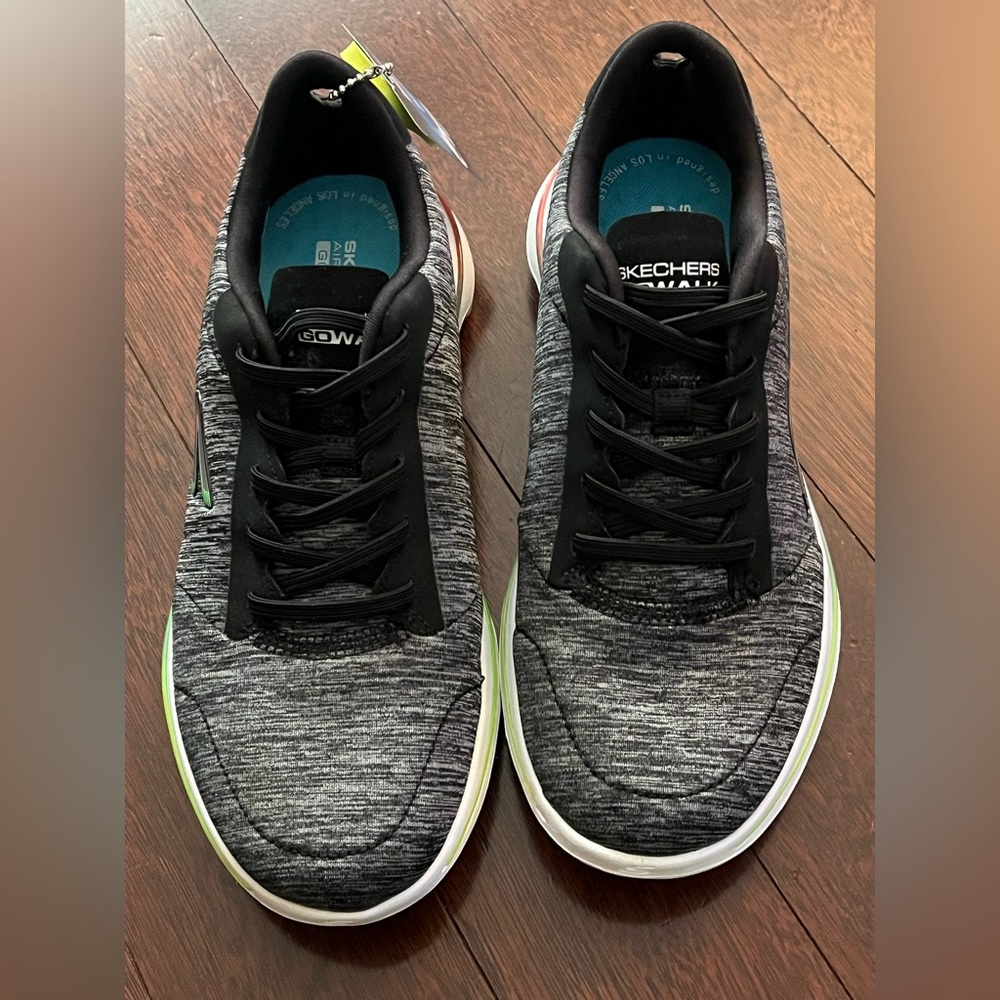 BN Sketchers Go Walk 5 runners